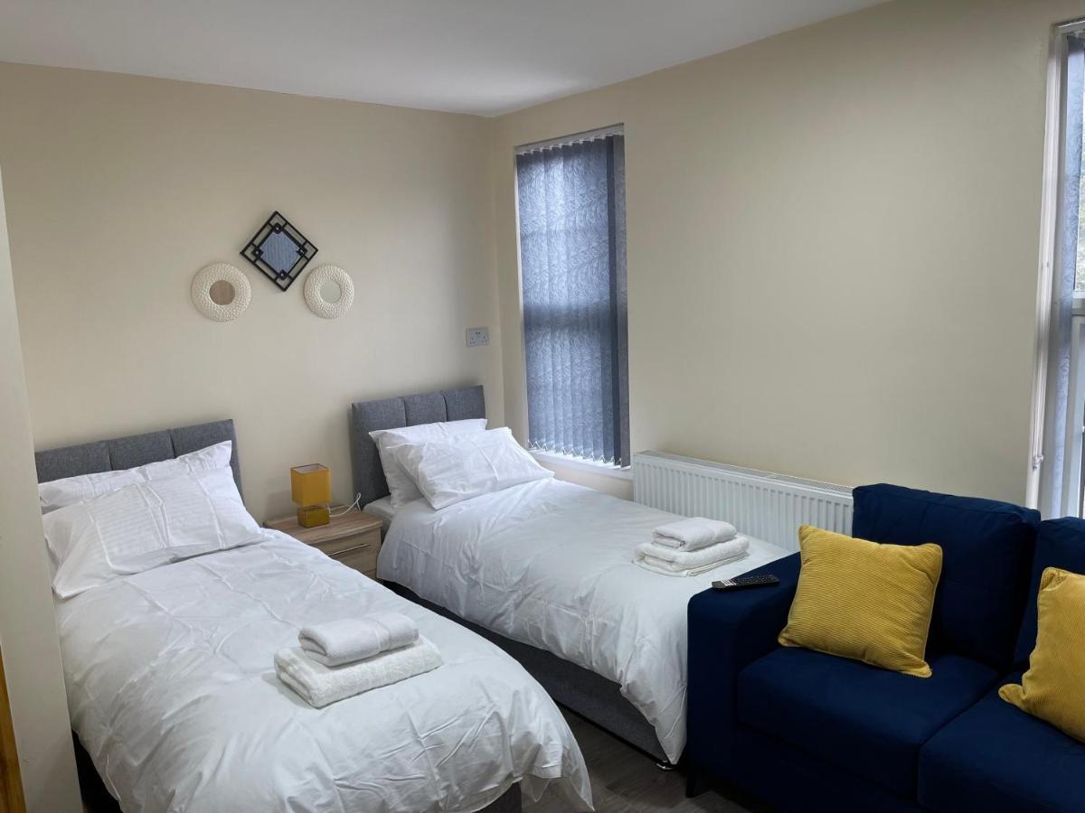 City Road Birmingham Apartments From 360Midlands, En-Suite Екстериор снимка